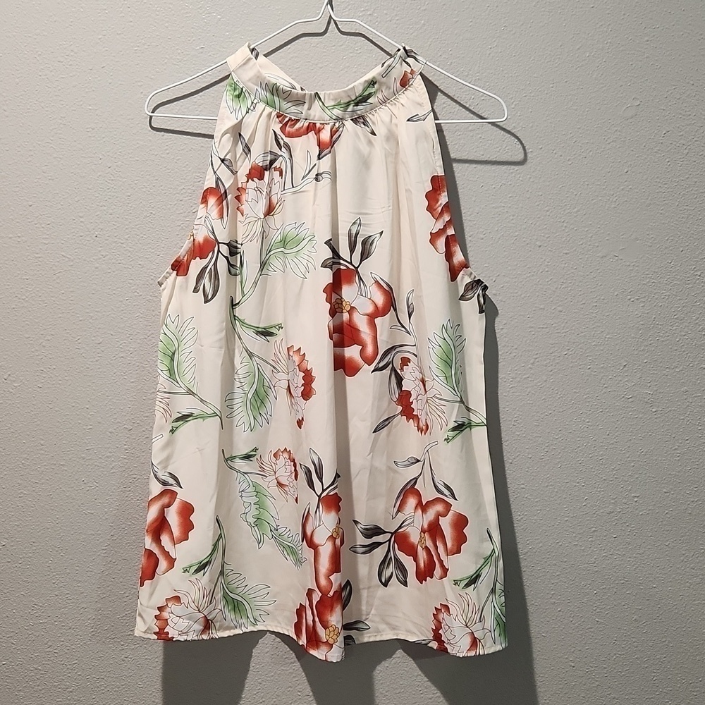 Womans Off White Floral Halter Top size Medium